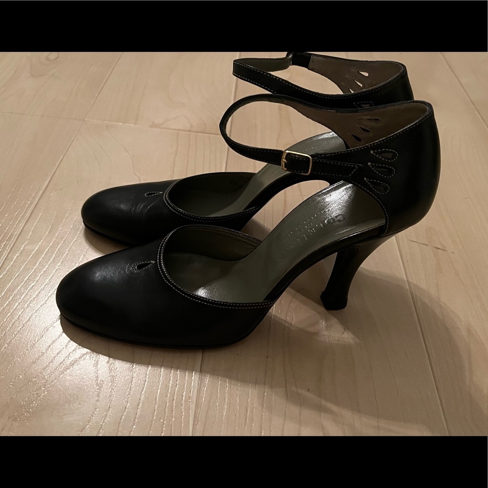 3” ankle strap Cole Hahn Heels